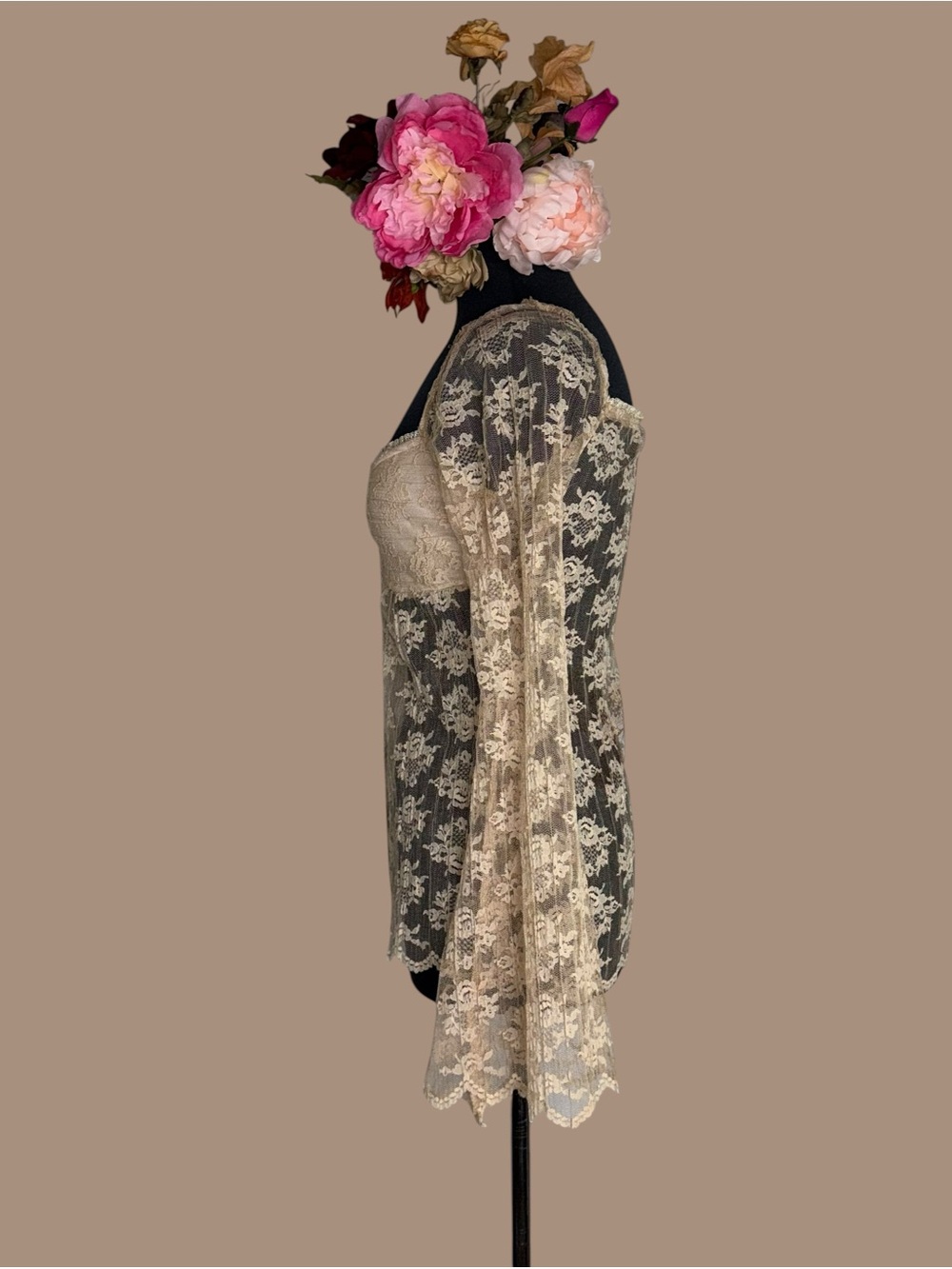 Arden B sheer floral lace flyaway top - Picture 8 of 16